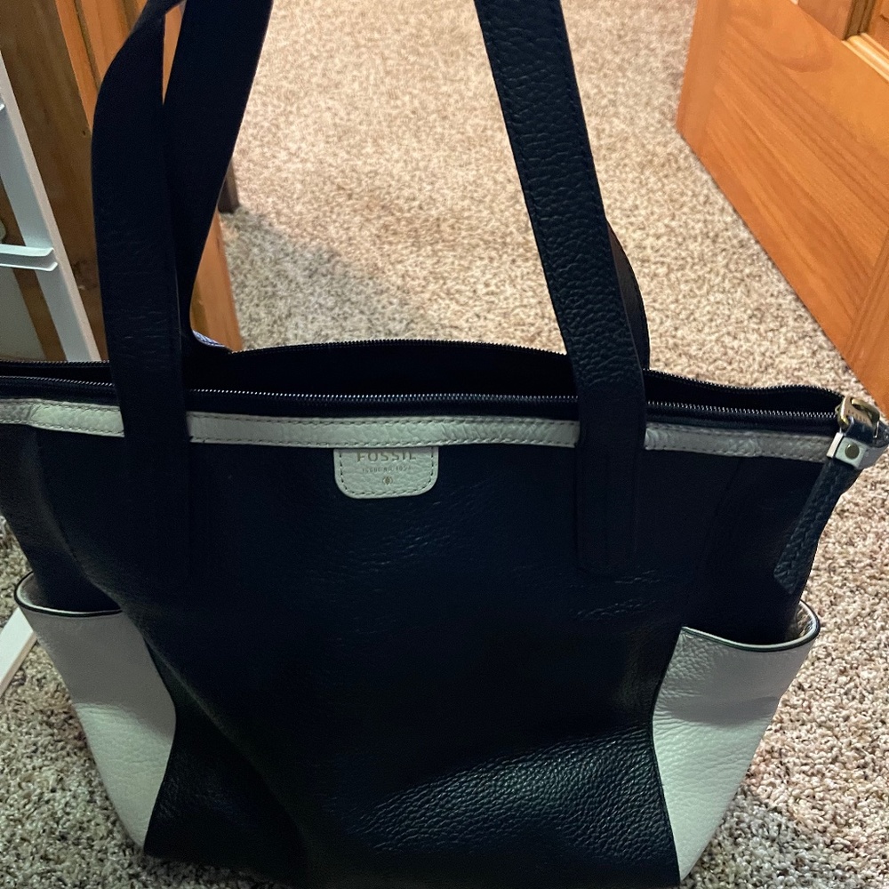 Black and white Fossil tote bag